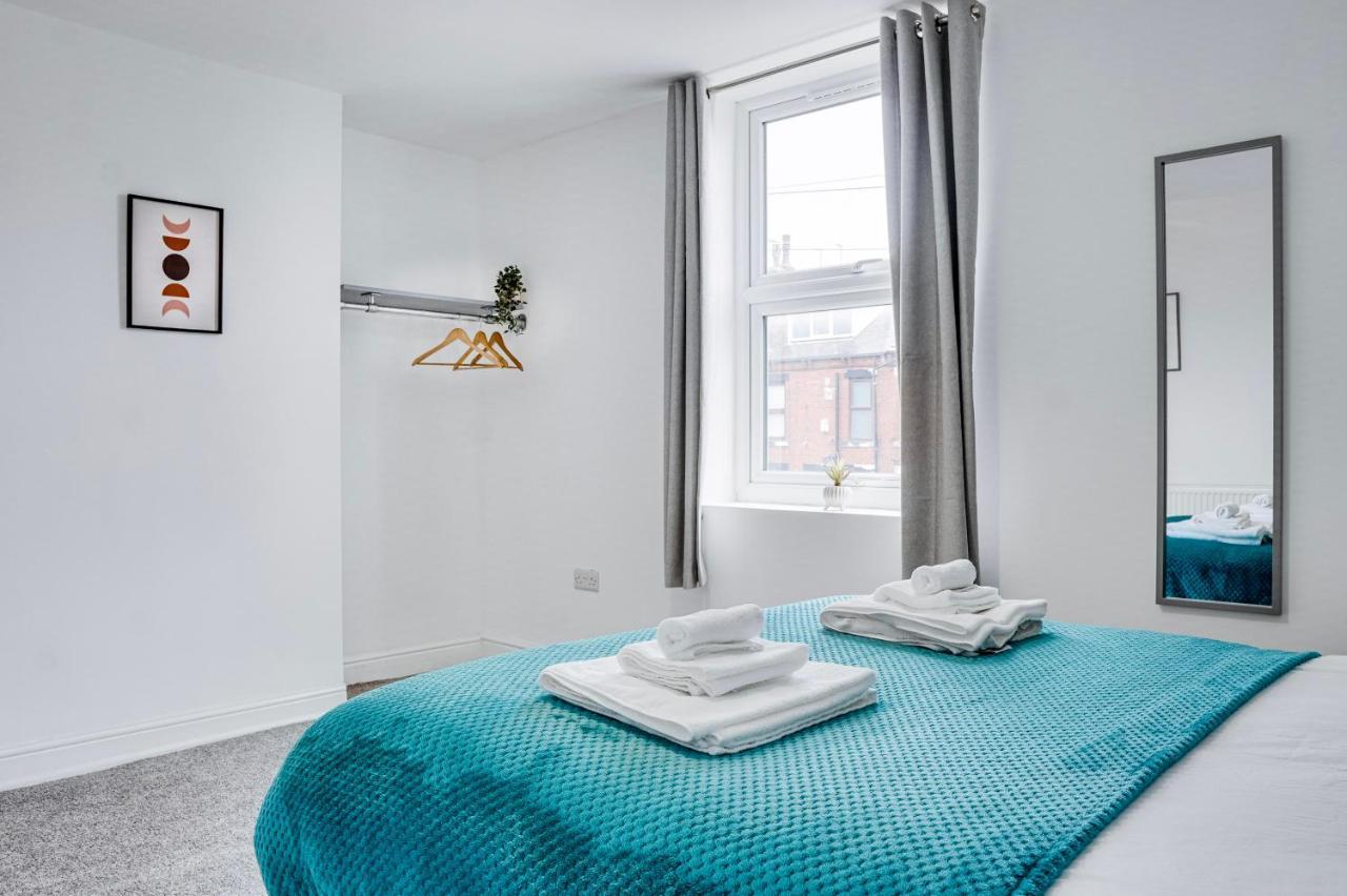 Spacious 4 Bedroom House Near Leeds Cc Beeston Hill Екстер'єр фото